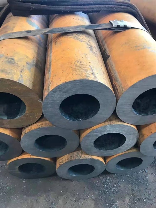 鹤壁20号厚壁无缝钢管