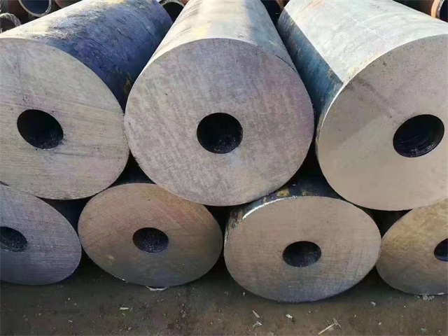 鹤壁35crmo厚壁无缝钢管